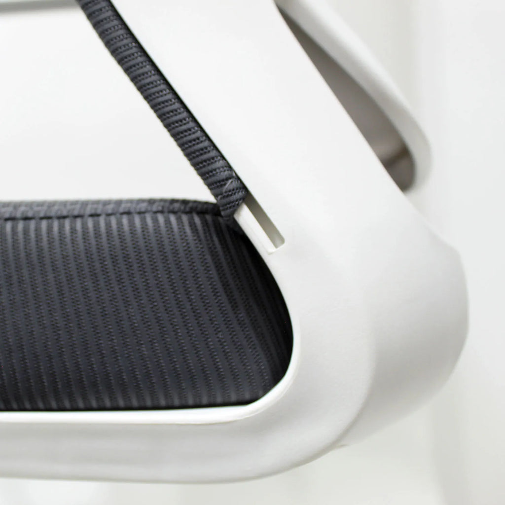 Silla Ejecutiva Cardona 249W Blanca - Negra
