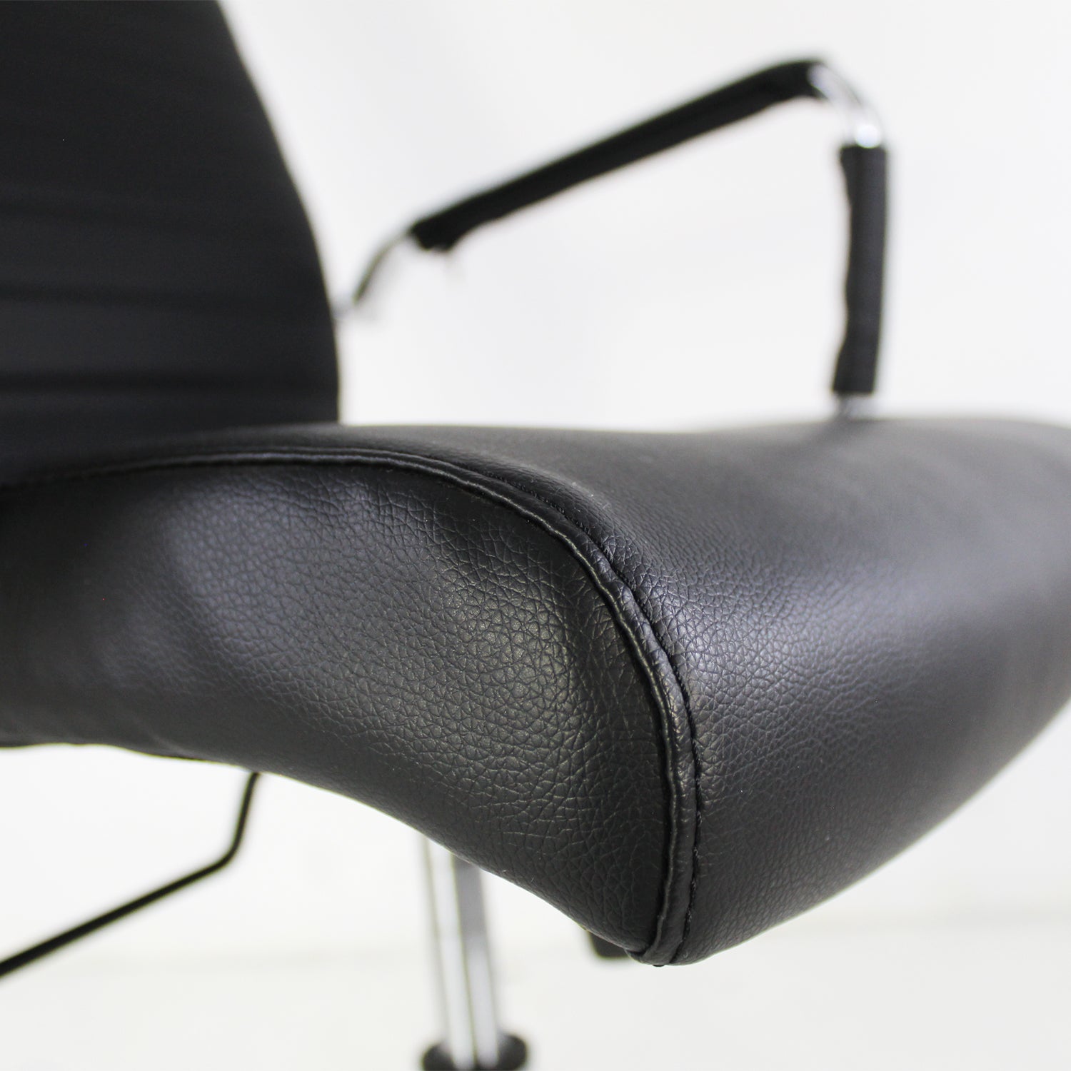 Silla Ejecutiva Jm-A05 Premium - Negro