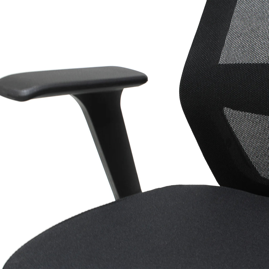 Silla Directiva Ruan 8323 Negra